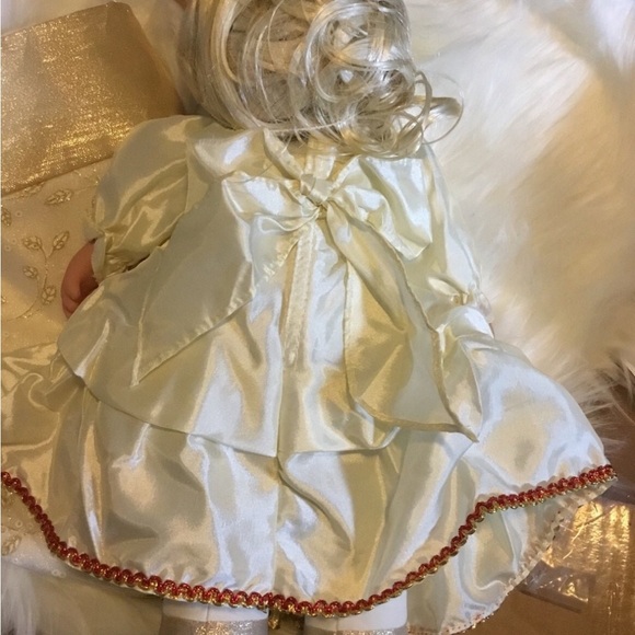 PRECIOUS MOMENTS CHRISTMAS STOCKING DOLL. Pretty 16 inch doll & stocking - Picture 9 of 10